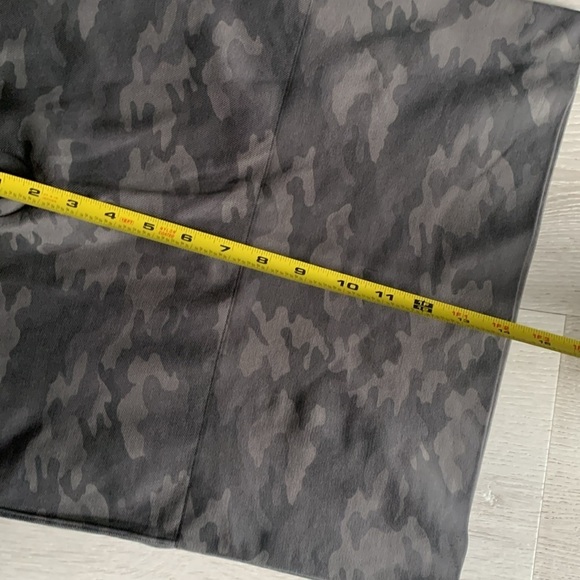 SPANX Look At Me‎ Now Green Camo Leggings 3X cropped - Picture 6 of 7